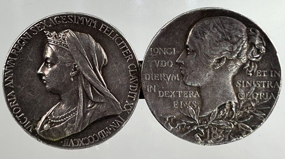 1837 Queen Victoria Silver Medal Broach Coin - Width 5cm | Very High Grade
