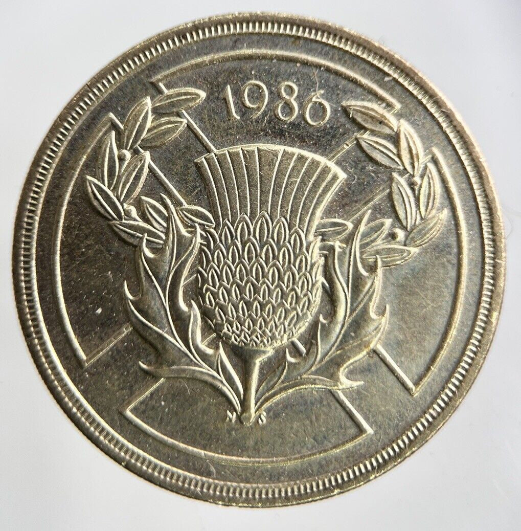 1986 Elizabeth II 2nd £2 Two Pound Coin | Fine Collectable Grade