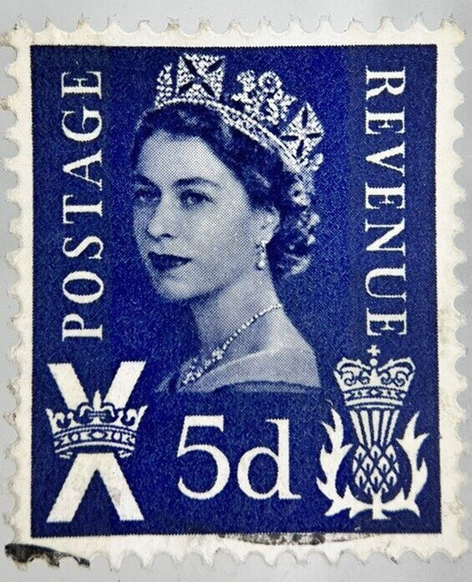 British Elizabeth II 5 Five - Pence 5d Stamp | Collectable Grade