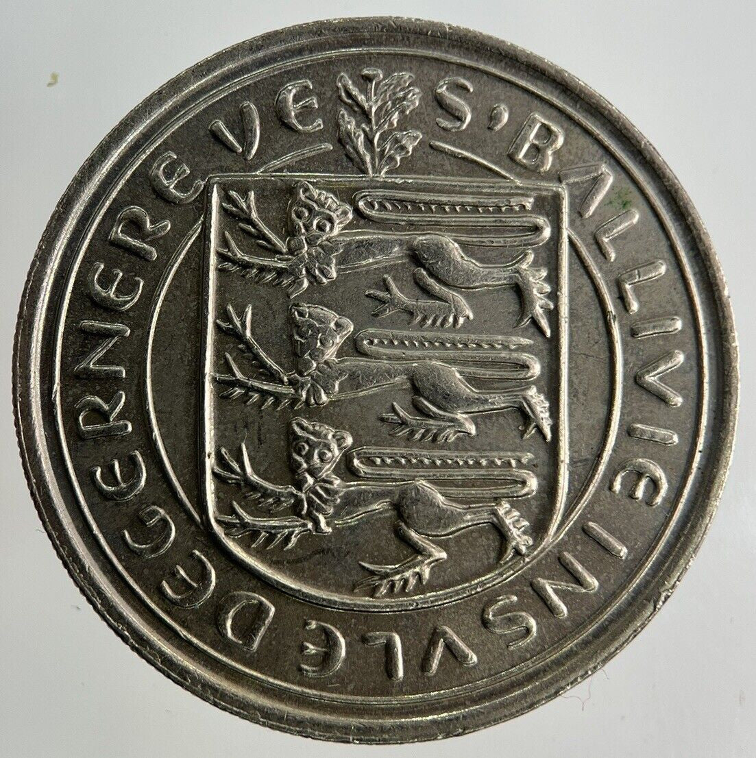 1982 Guernsey 10p Ten - Pence Coin | Fine Collectable Grade