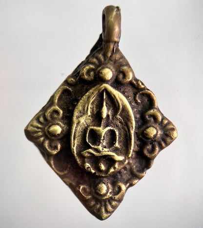 Old Thailand Brass Monk Buddha Statue Ornament | Height 4cm