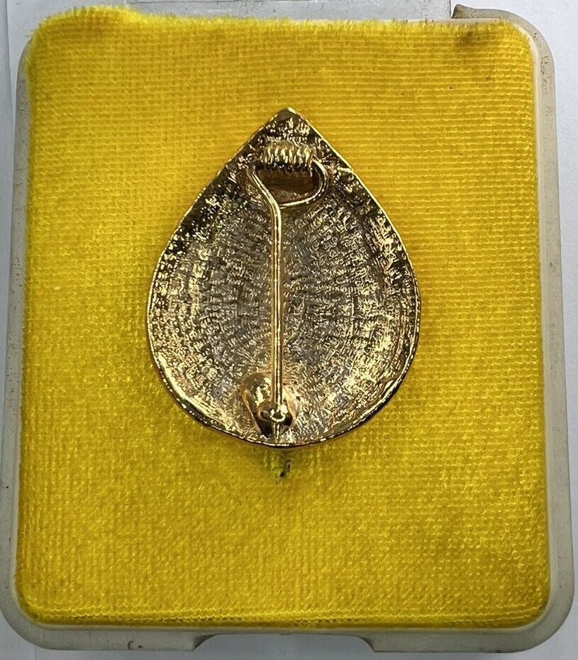 Thailand Old Thai Badge Token | Comes In Original Case | Height 3cm