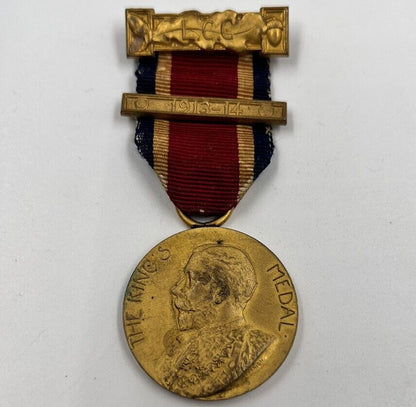 1913-1914 George V London County Council Medal Engraved - W. Spicer | a3362