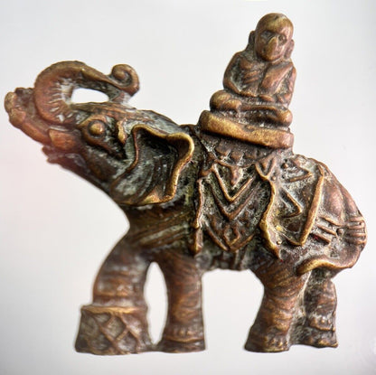 Old Thailand Brass Monk Elephant Statue Ornament | Height 4cm | a2426